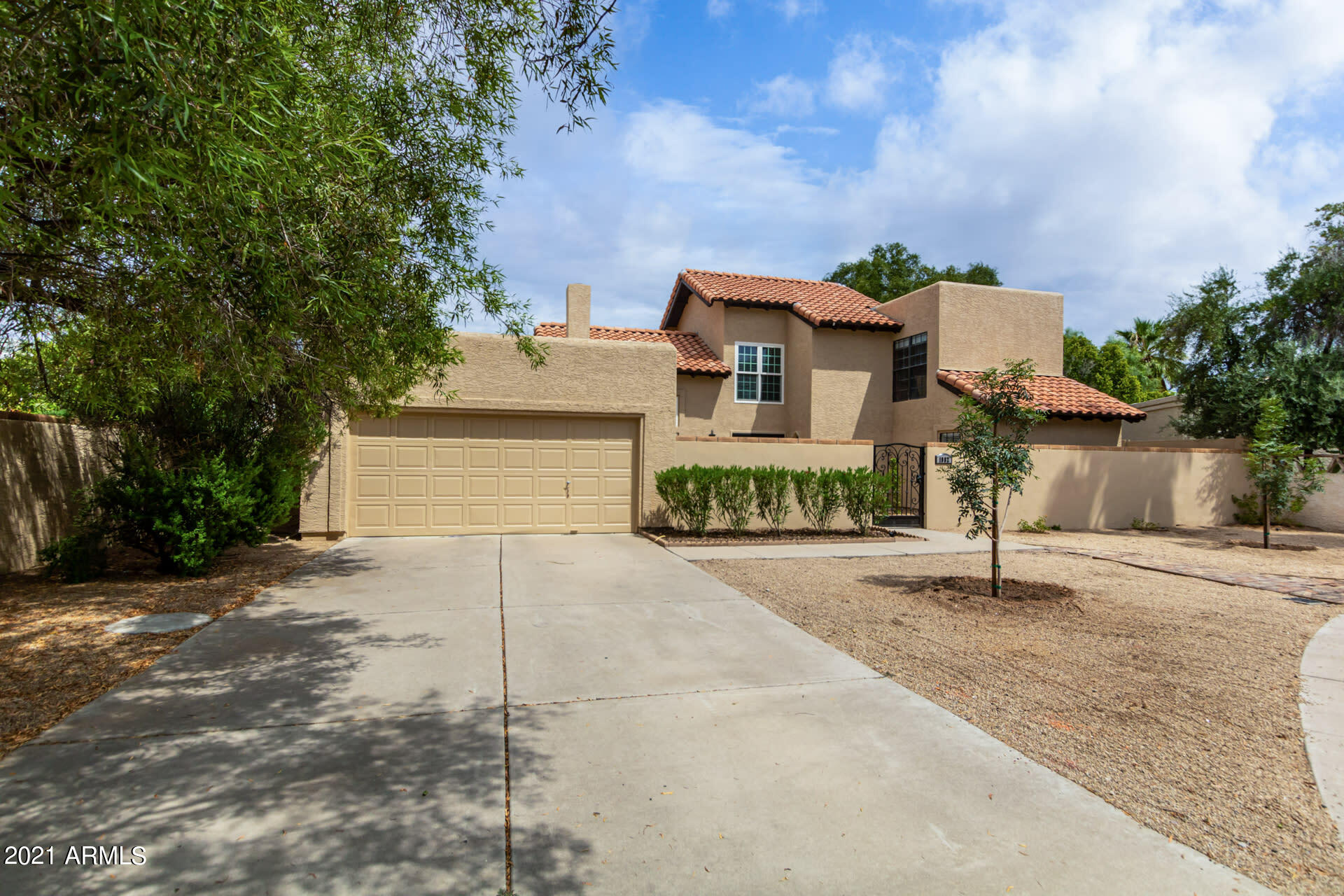 1982 East Carver Road Tempe, AZ 85284 - Photo 4 of 43 Listing_897079_Photo_4