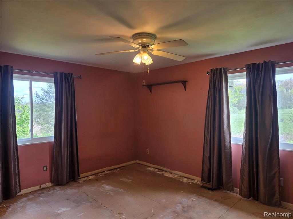 6300 Runyan Lake Road Fenton, MI 48430 - Photo 14 of 17