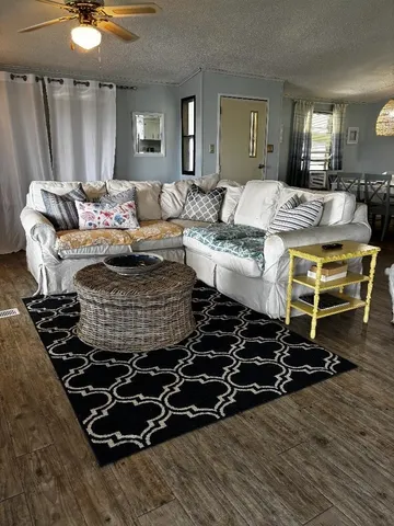 $260,000 | 25 Connie Drive, Crawfordville, FL 32327