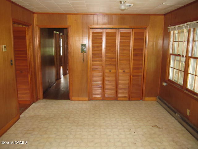 364 Gillikin Road Beaufort, NC 28516 - Photo 9 of 15 Dining Area