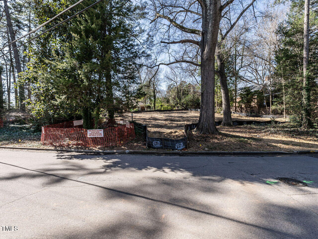 2729 Cambridge Road Raleigh, NC 27608 - Photo 2 of 12 004-1280x960-2729-cambridge-lot