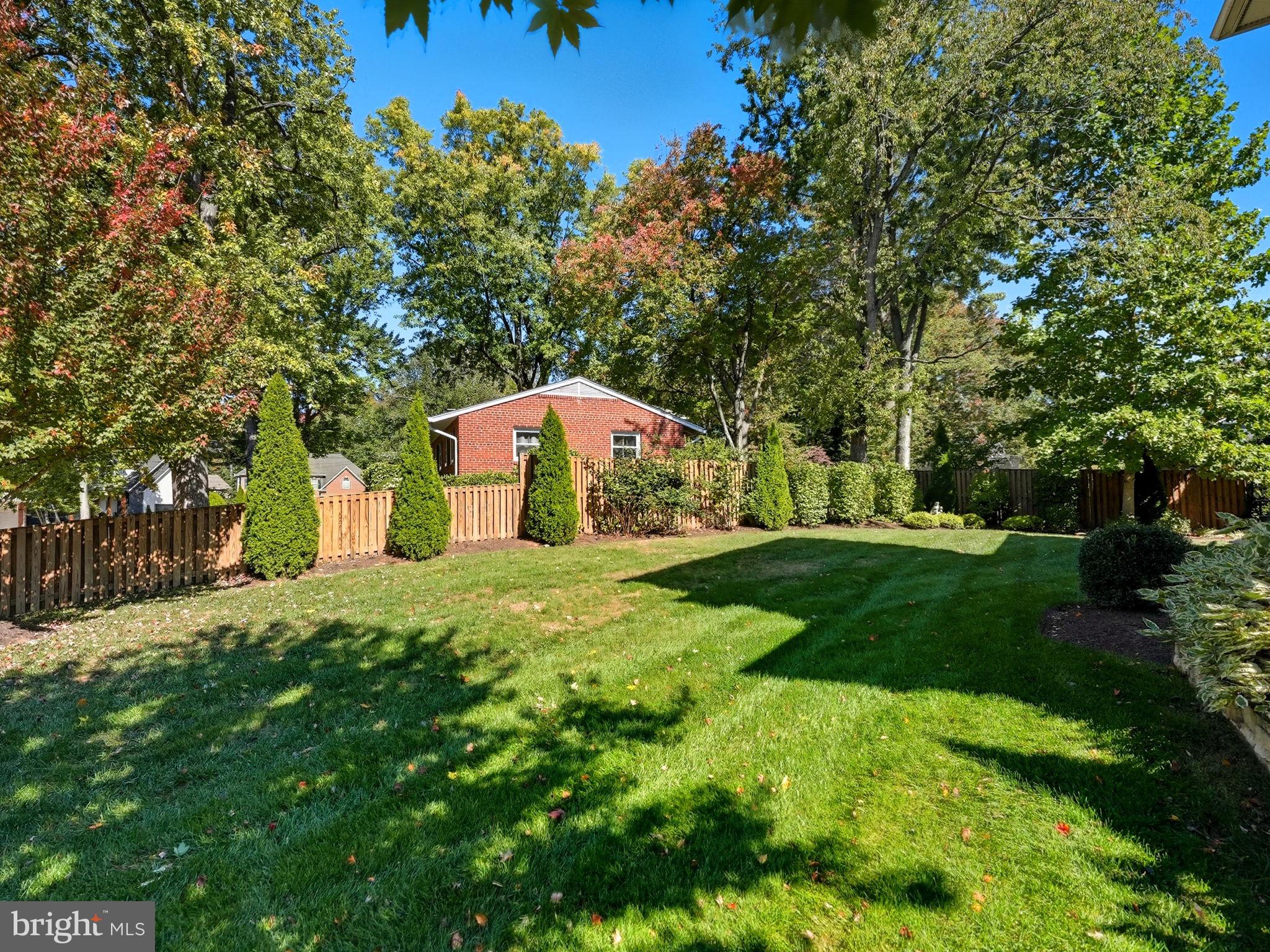 609 Kingsley Road Southwest Vienna, VA 22180 - Photo 45 of 47