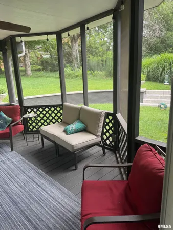 $664,900 | 1709 Outer Park Drive, Springfield, IL 62704