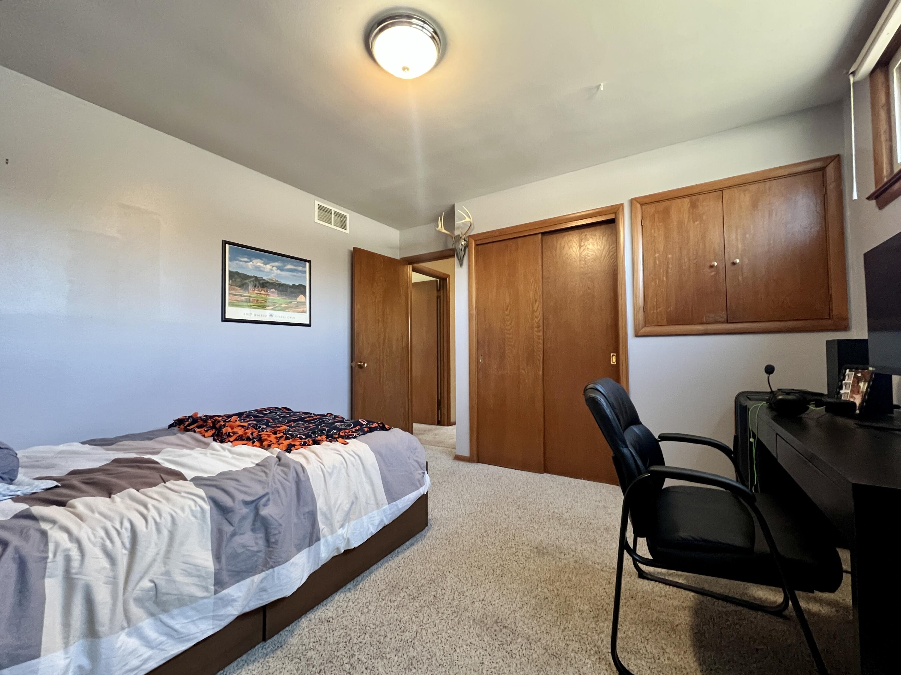 2115 West Greenwood Road Glendale, WI 53209 - Photo 25 of 43 07C997D3-299C-46D7-AF6E-3F3D0C76E5BB_1_2