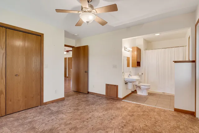 $670,000 | W5980 County Road V, Farmington, WI 54636