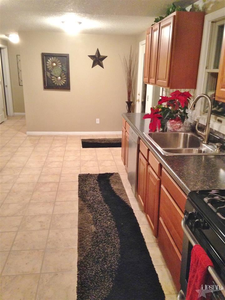 4704 Monroeville Road Fort Wayne, IN 46816 - Photo 5 of 25