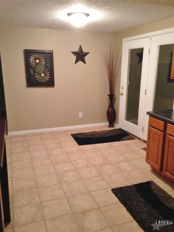 4704 Monroeville Road Fort Wayne, IN 46816 - Photo 7 of 25