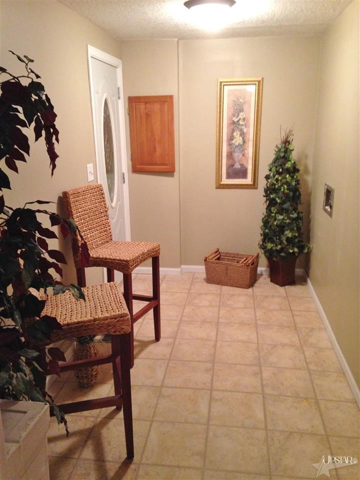 4704 Monroeville Road Fort Wayne, IN 46816 - Photo 8 of 25