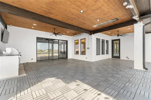 $869,000 | 4090 Wincrest Drive, Rockwall, TX 75032