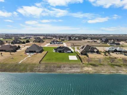 $869,000 | 4090 Wincrest Drive, Rockwall, TX 75032