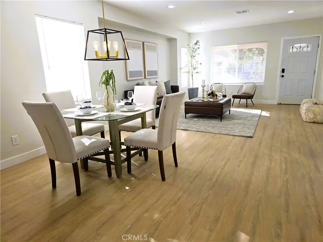 $959,900 | 7040 3rd, Los Angeles, CA 90043