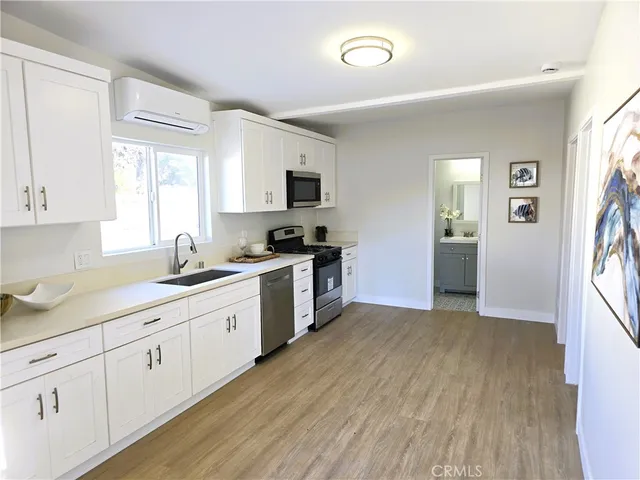 $959,900 | 7040 3rd, Los Angeles, CA 90043
