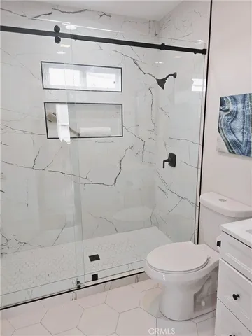 $959,900 | 7040 3rd, Los Angeles, CA 90043