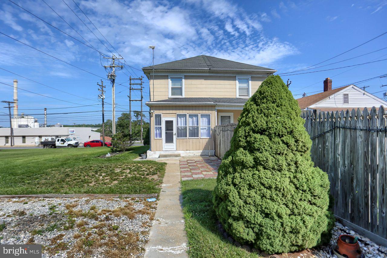1706 West King Street York, PA 17404 - Photo 21 of 24 Back view of home.