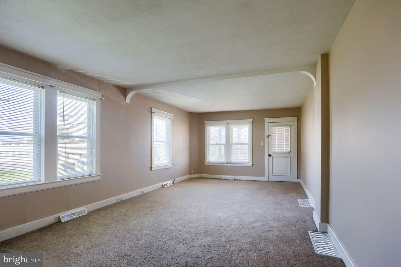 1706 West King Street York, PA 17404 - Photo 7 of 24