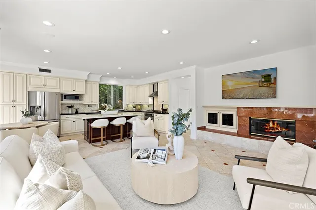 $2,290,000 | 18 Bel Spring, Irvine, CA 92602