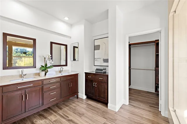 $2,290,000 | 18 Bel Spring, Irvine, CA 92602