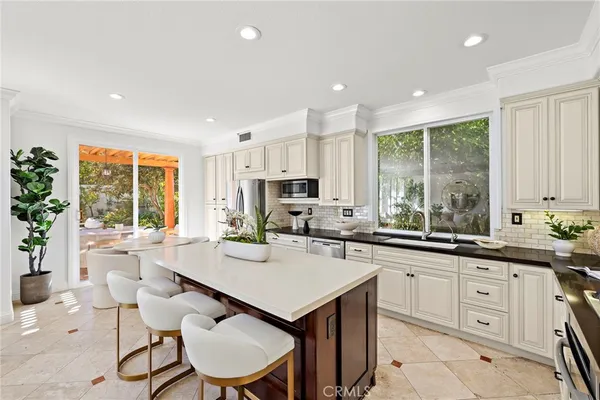 $2,290,000 | 18 Bel Spring, Irvine, CA 92602