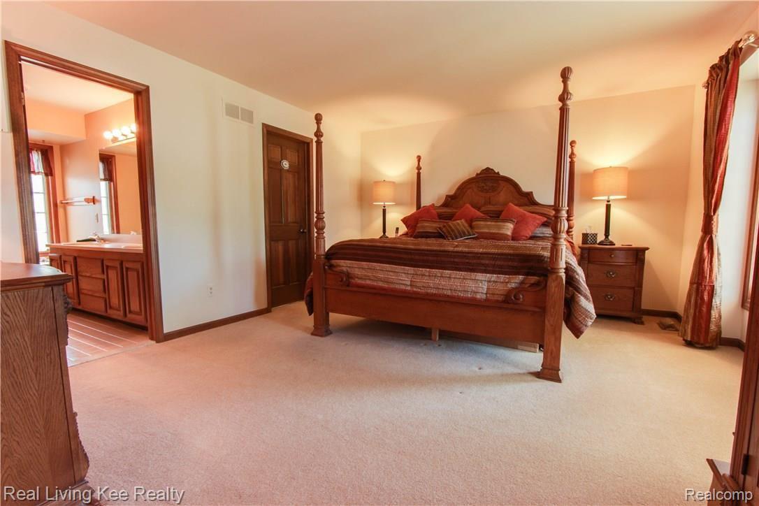 650 Snowmass Drive Rochester, MI 48309 - Photo 21 of 46 123.jpg