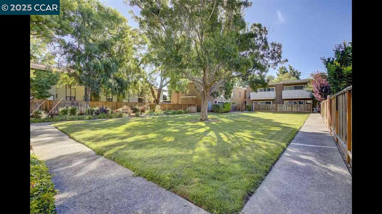 1919 Ygnacio Valley Road, Unit 79 Walnut Creek, CA 94598 - Photo 24 of 35