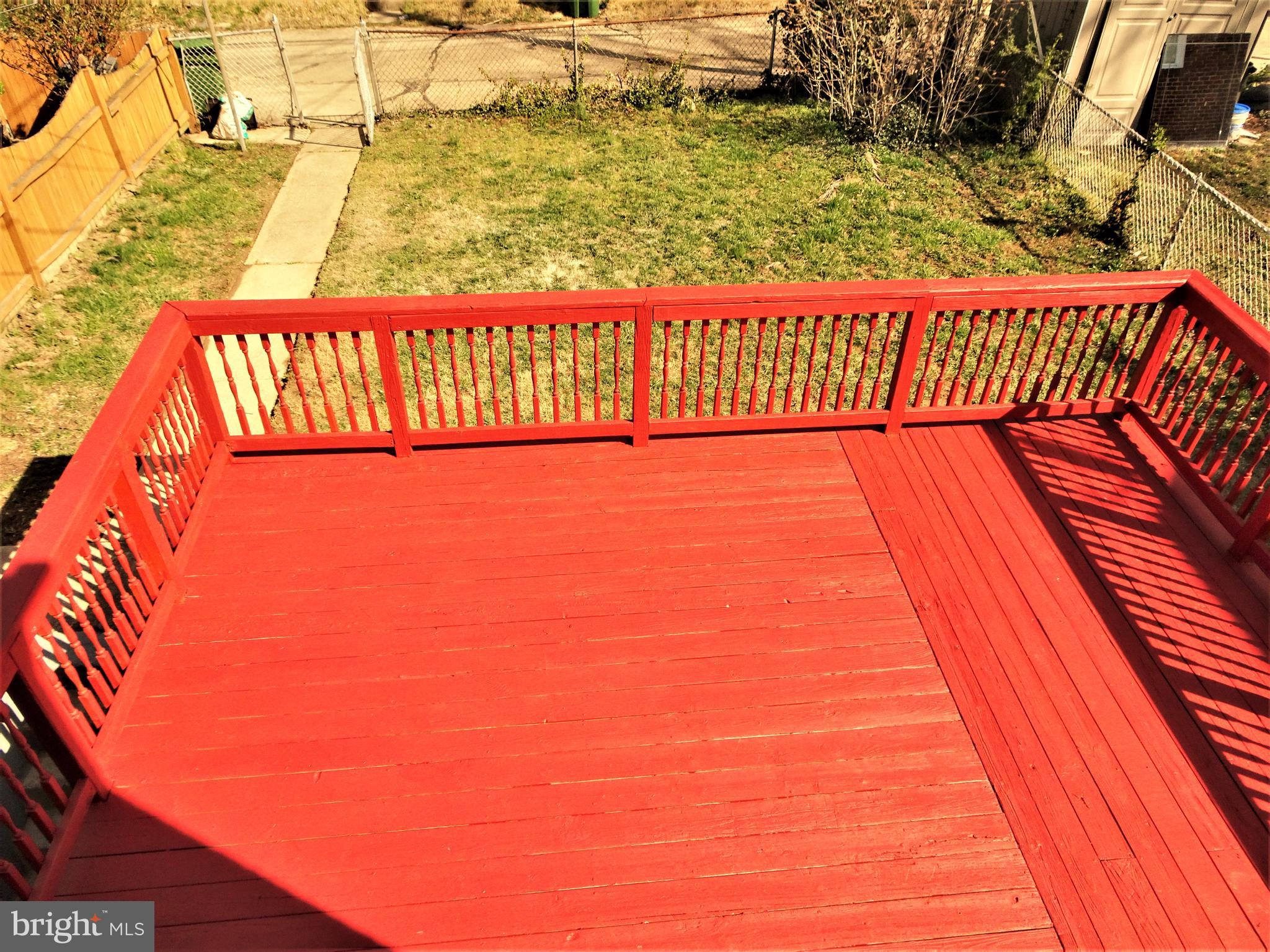 1216 Glenhaven Road Baltimore, MD 21239 - Photo 36 of 45 Super sized deck 14" x 18"great entertaining space