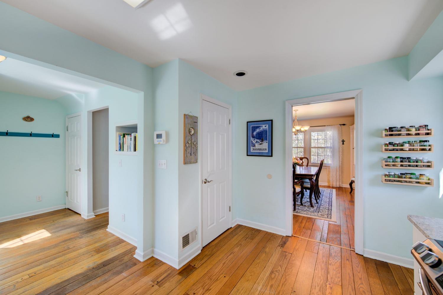5761 Euclid Road Cincinnati, OH 45236 - Photo 16 of 36 Gallery Image 16