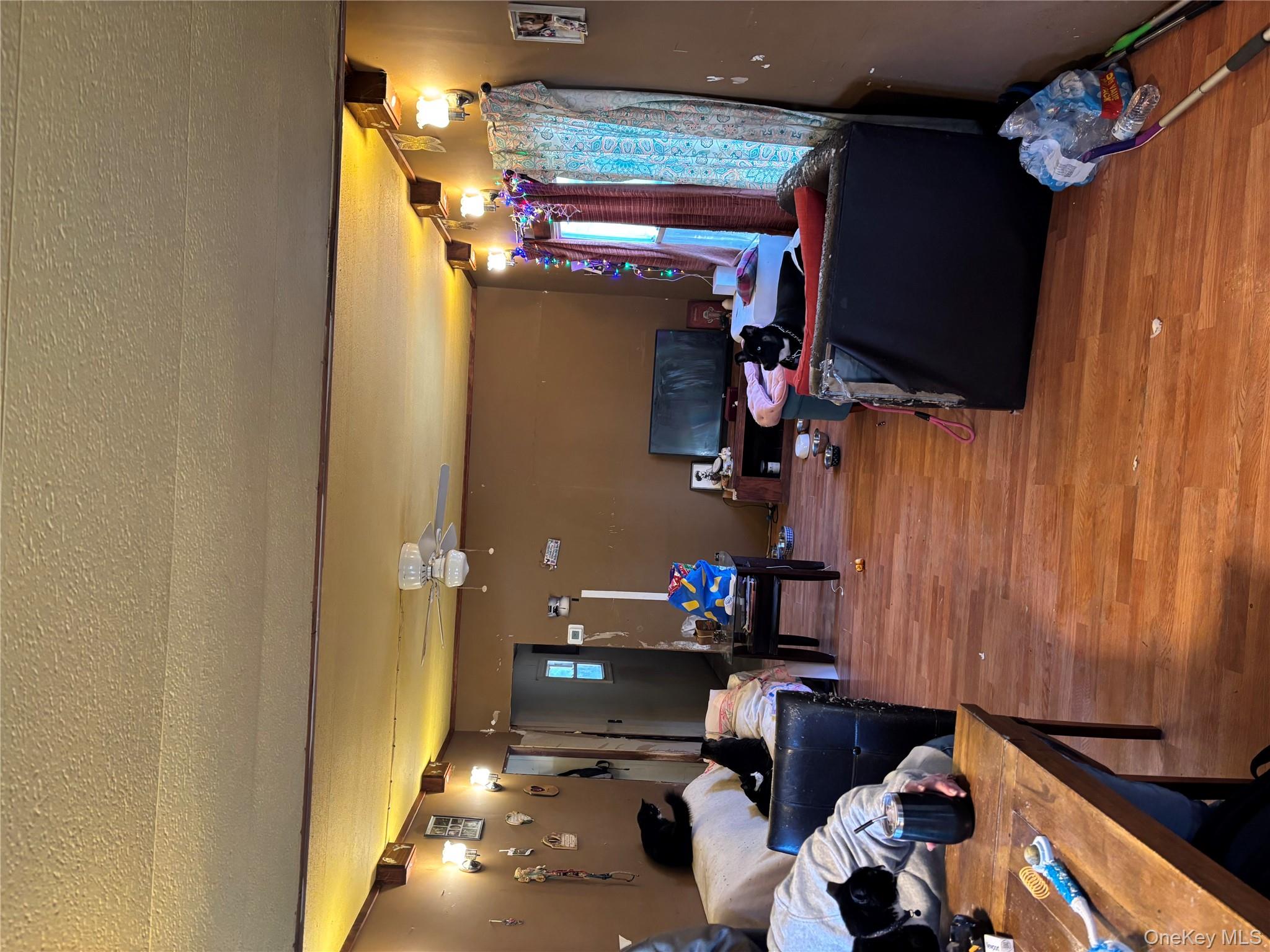 1964 River Road, Unit 96 Calverton, NY 11933 - Photo 3 of 10