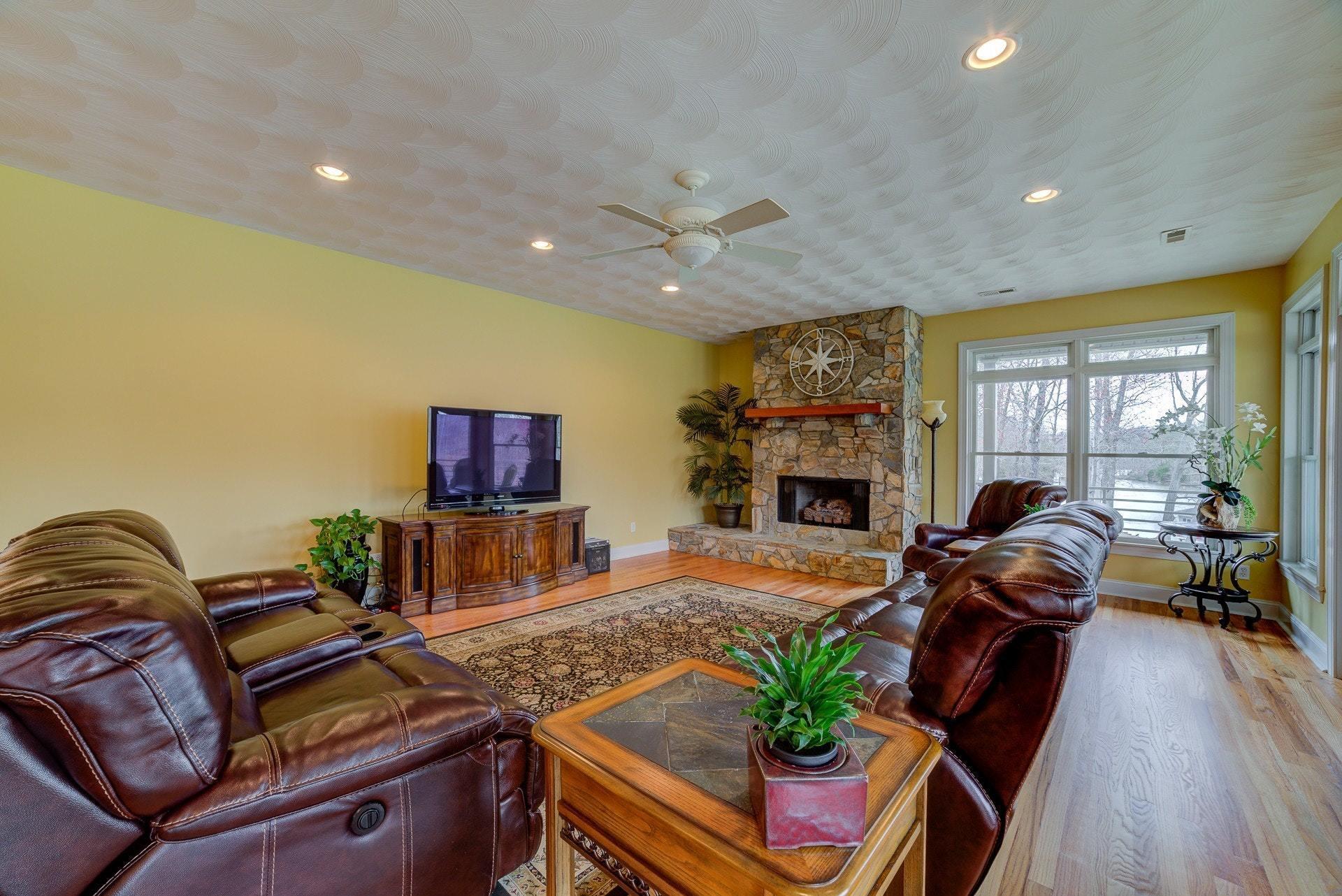 270 Cedar Bay Road Union Hall, VA 24176 - Photo 9 of 77 Great room