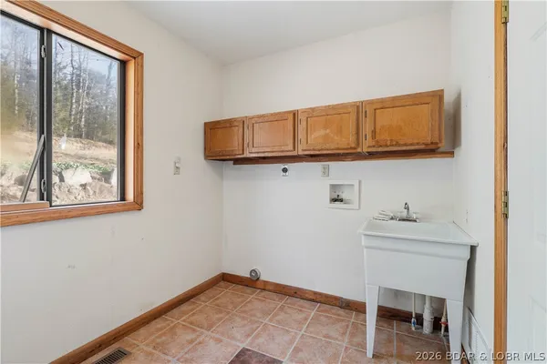 $225,000 | 98 Walnut Dale Lane, Sunrise Beach, MO 65079