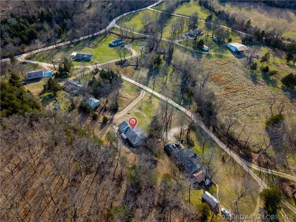 $225,000 | 98 Walnut Dale Lane, Sunrise Beach, MO 65079
