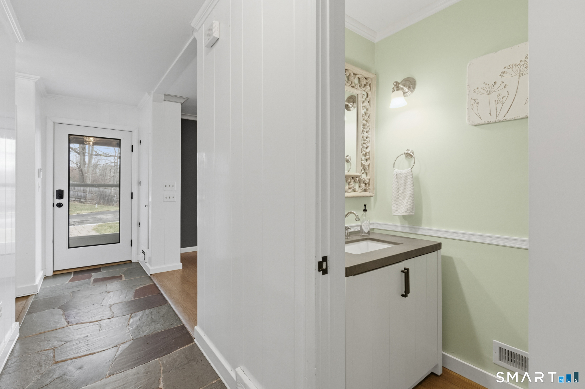 158 Westledge Road Simsbury, CT 06092 - Photo 28 of 54