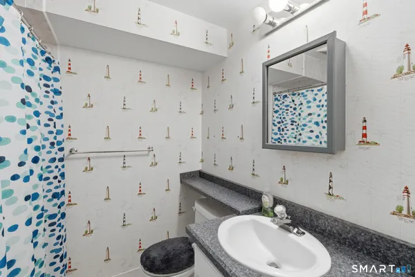 $875,000 | 158 Westledge Road, Simsbury, CT 06092