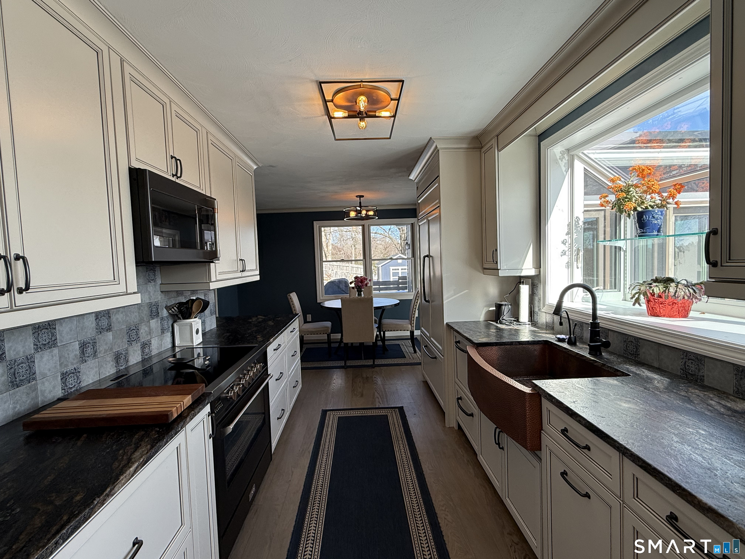 158 Westledge Road Simsbury, CT 06092 - Photo 7 of 54