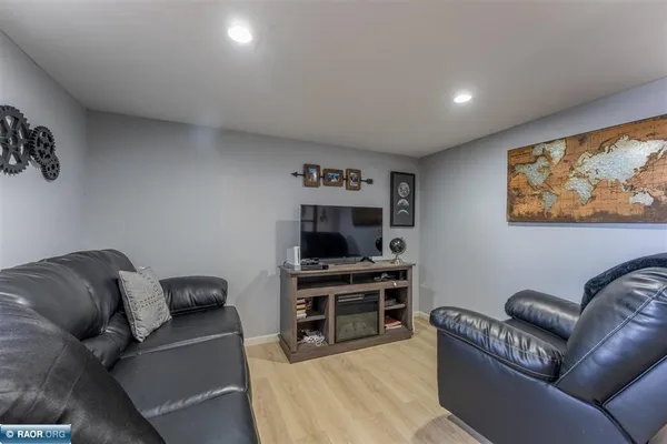 $399,900 | 8335 Boulder Ridge Road, Cook, MN 55723