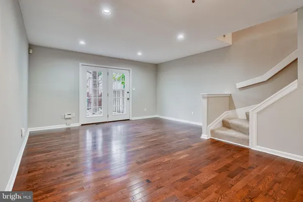 $2,600 | 1209 South Linwood Avenue, Baltimore, MD 21224