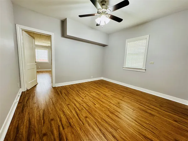 $1,900 | 1410 Walton Street, Houston, TX 77009