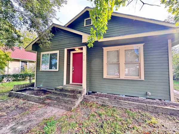 $1,900 | 1410 Walton Street, Houston, TX 77009