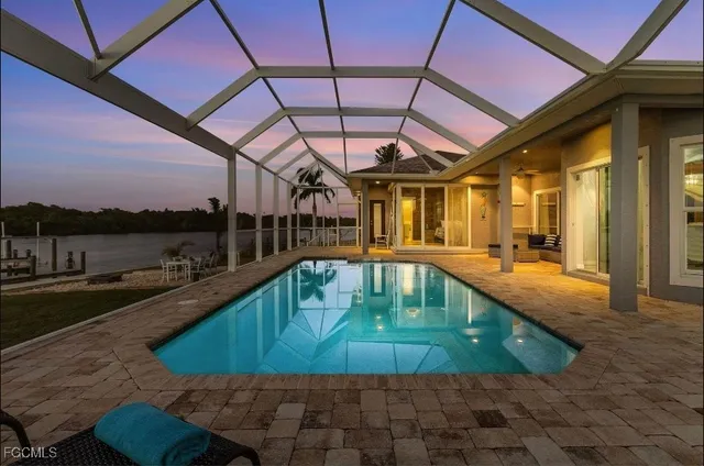 $1,200,000 | 4885 East Riverside Drive, Fort Myers, FL 33905