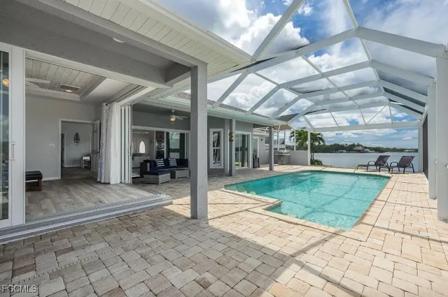 $1,200,000 | 4885 East Riverside Drive, Fort Myers, FL 33905