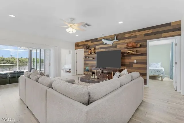 $1,200,000 | 4885 East Riverside Drive, Fort Myers, FL 33905