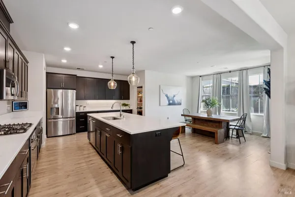 $925,000 | 7620 Watson Drive, Rohnert Park, CA 94928