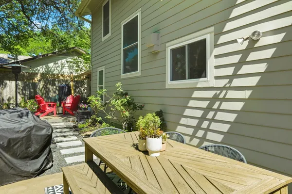 $749,000 | 6603 Wild Oak Circle, Austin, TX 78759