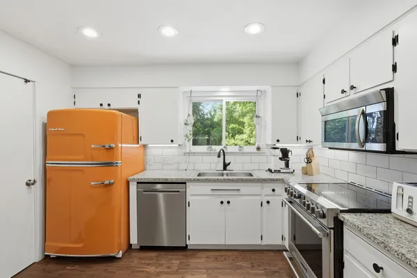 $749,000 | 6603 Wild Oak Circle, Austin, TX 78759
