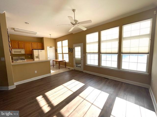 8 Manley Road Pennington, NJ 08534 - Photo 10 of 27 Family Room