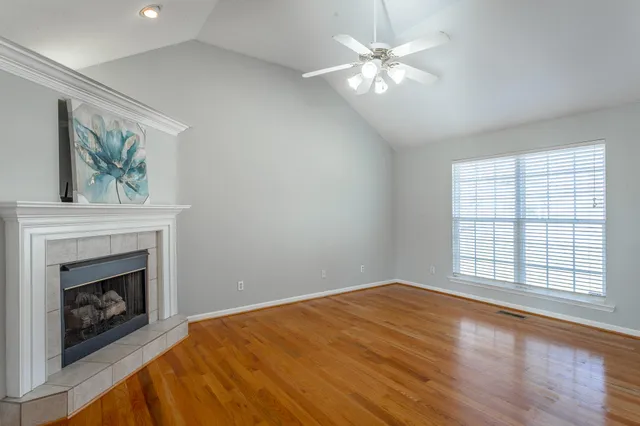 $2,400 | 946 Fuller Glen Circle, Chattanooga, TN 37421