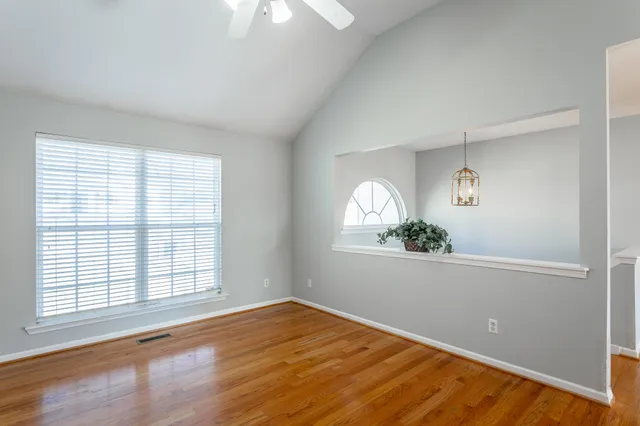 $2,400 | 946 Fuller Glen Circle, Chattanooga, TN 37421