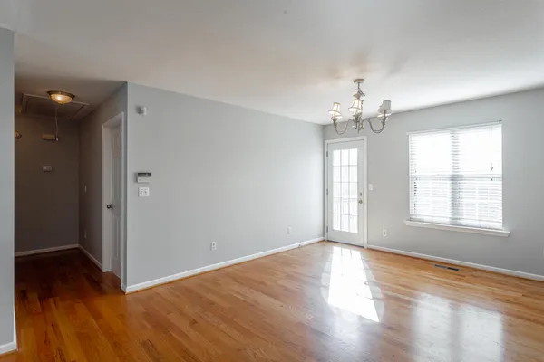 $2,400 | 946 Fuller Glen Circle, Chattanooga, TN 37421