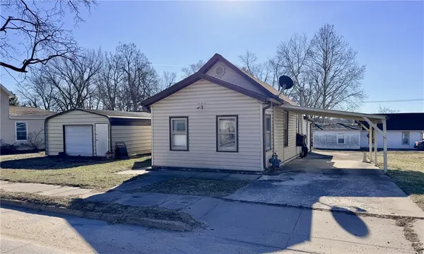 $49,900 | 504 East 17th Street, Trenton, MO 64683