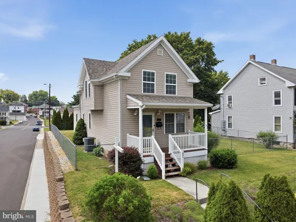 $285,000 | 631 Maryland Avenue, Hagerstown, MD 21740