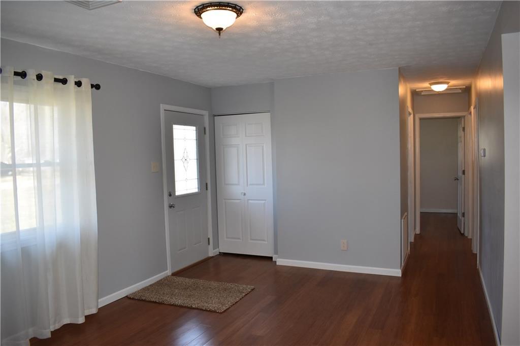4113 Grange Hall Road Springfield, OH 45504 - Photo 5 of 18
